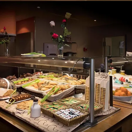 Kyriad Direct Hotel