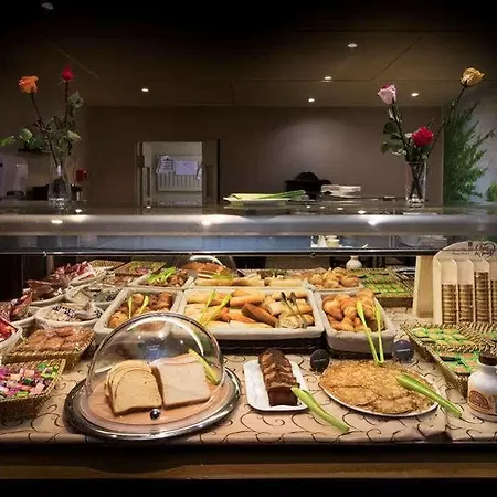 Hotel Kyriad Direct