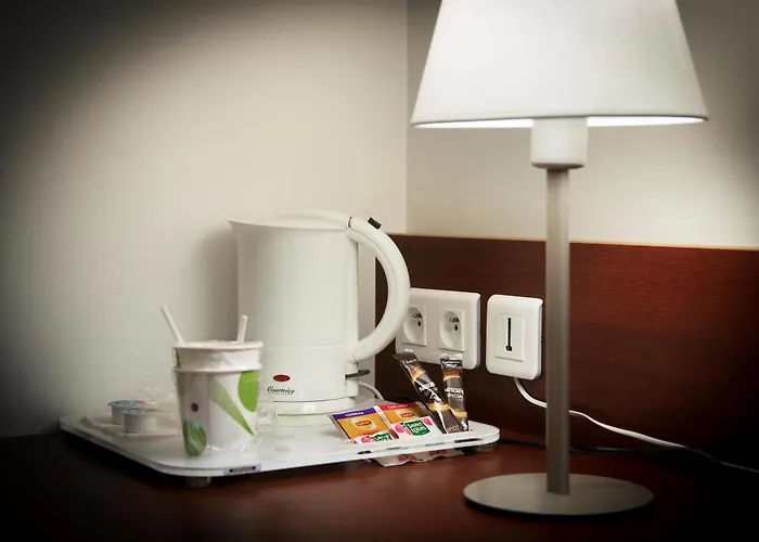 Kyriad Direct Hotel