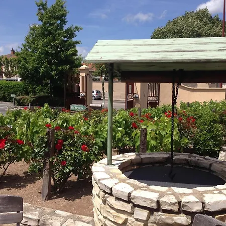 Hotel Kyriad Direct 3*